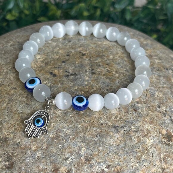 Hamsa Evil Eye Bracelet - Picture 3 of 3
